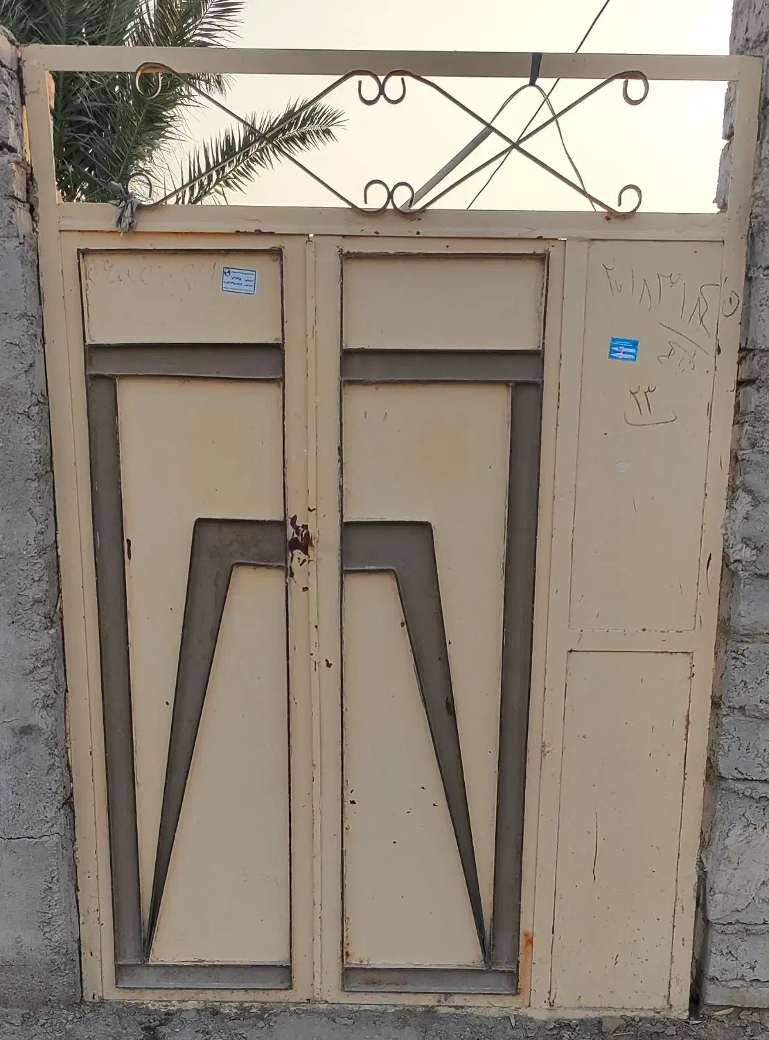 درب حیاط|مصالح و تجهیزات ساختمان|کرباسک, |دیوار