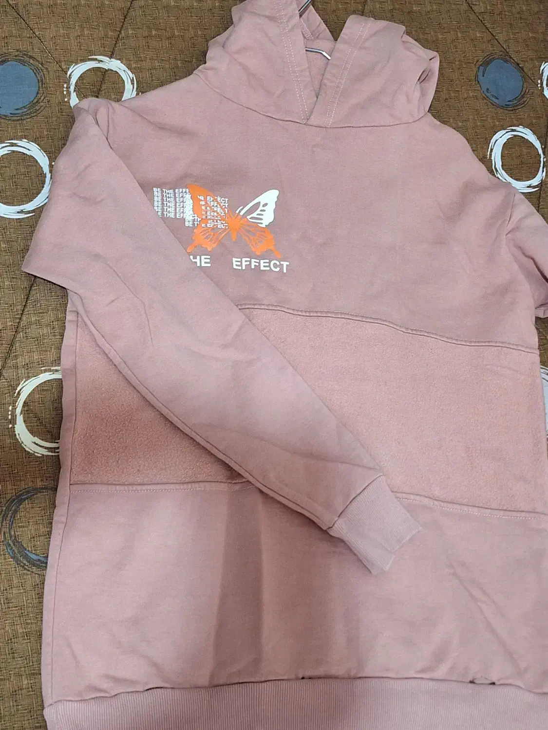 هودی خز دار و کلاه دار صورتی خوش رنگ|لباس|رشت, شهرک قدس|دیوار