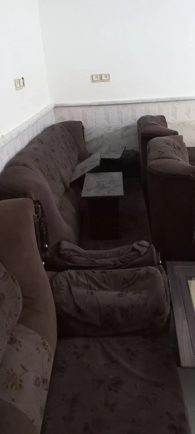 مبلمان  ۷ نفره|مبلمان خانگی و میز عسلی|هیرمند, |دیوار