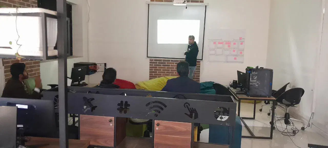 آموزش بازار های مالی (تخفیف یلدا)|خدمات آموزشی|زاهدان, |دیوار