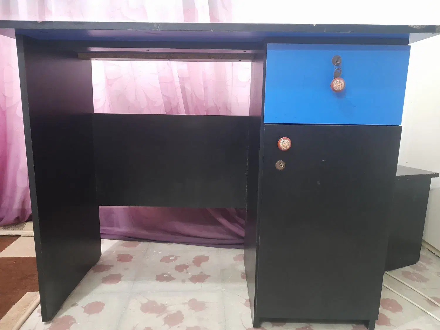 میز تحریر به همراه صندلی|میز تحریر و کامپیوتر|لنگرود, |دیوار