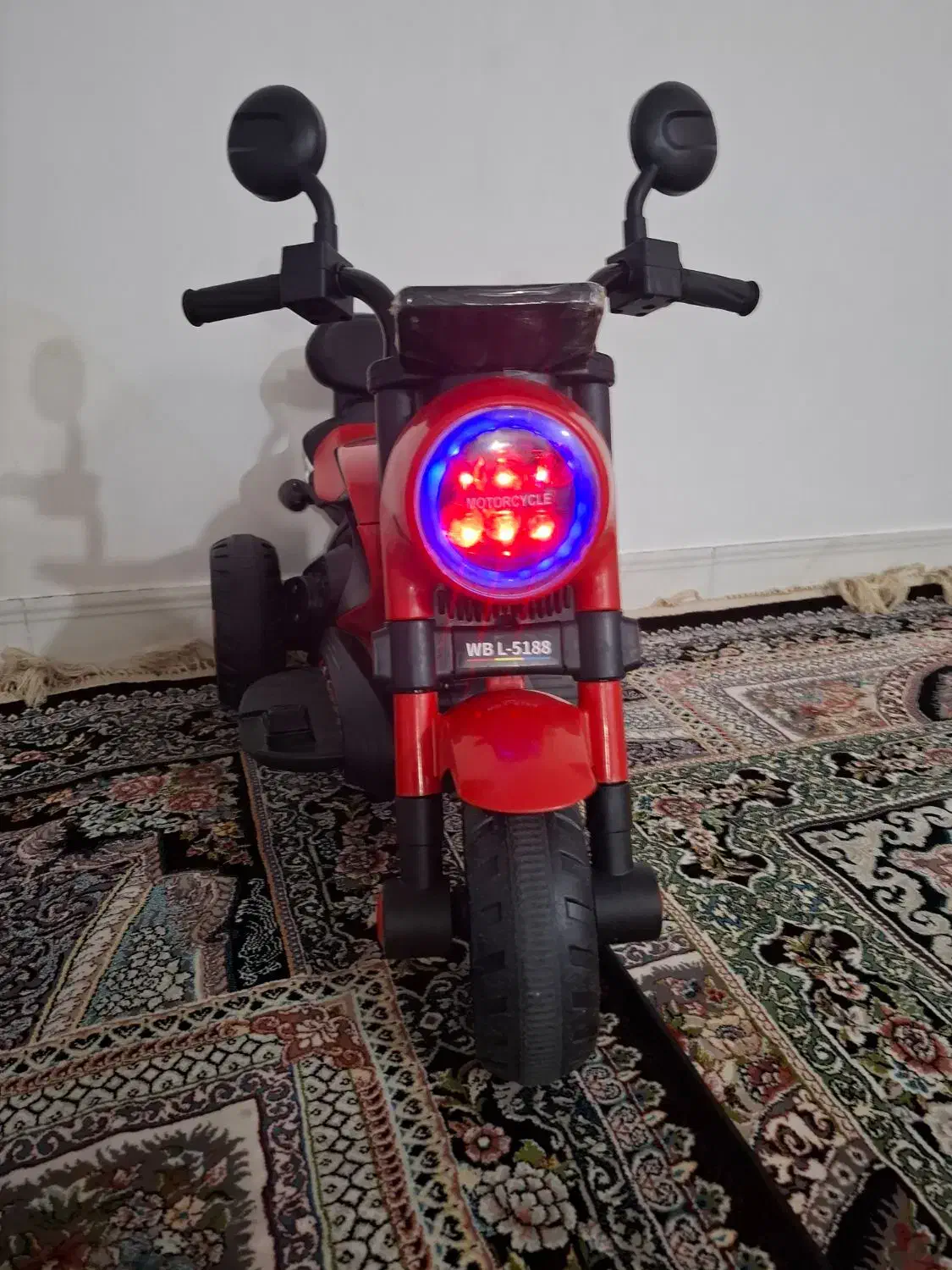 سه چرخ شارژی موزیکال دار|دوچرخه، اسکیت، اسکوتر|نورآباد, |دیوار