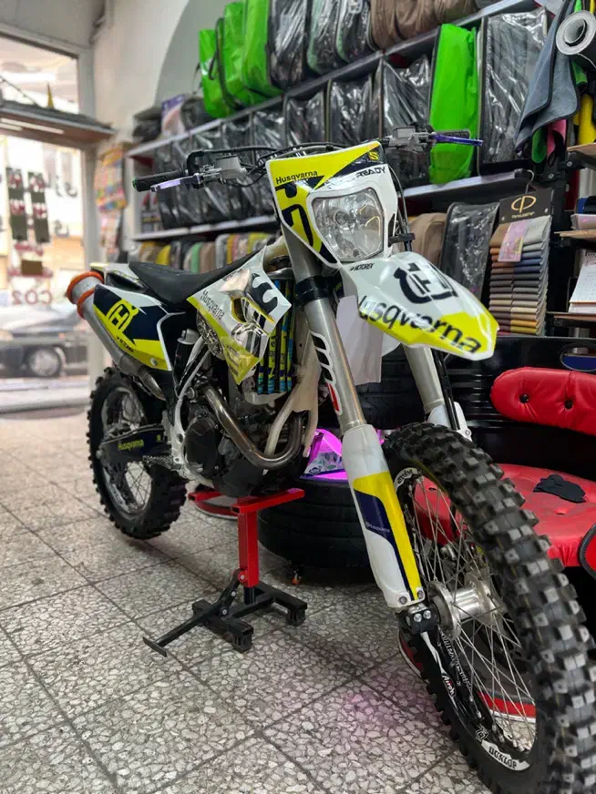 هاسکوارنا اندرو کراس کی تی ام پلاک ملی مدل ۹۶|موتورسیکلت|تهران, کوی بیمه|دیوار