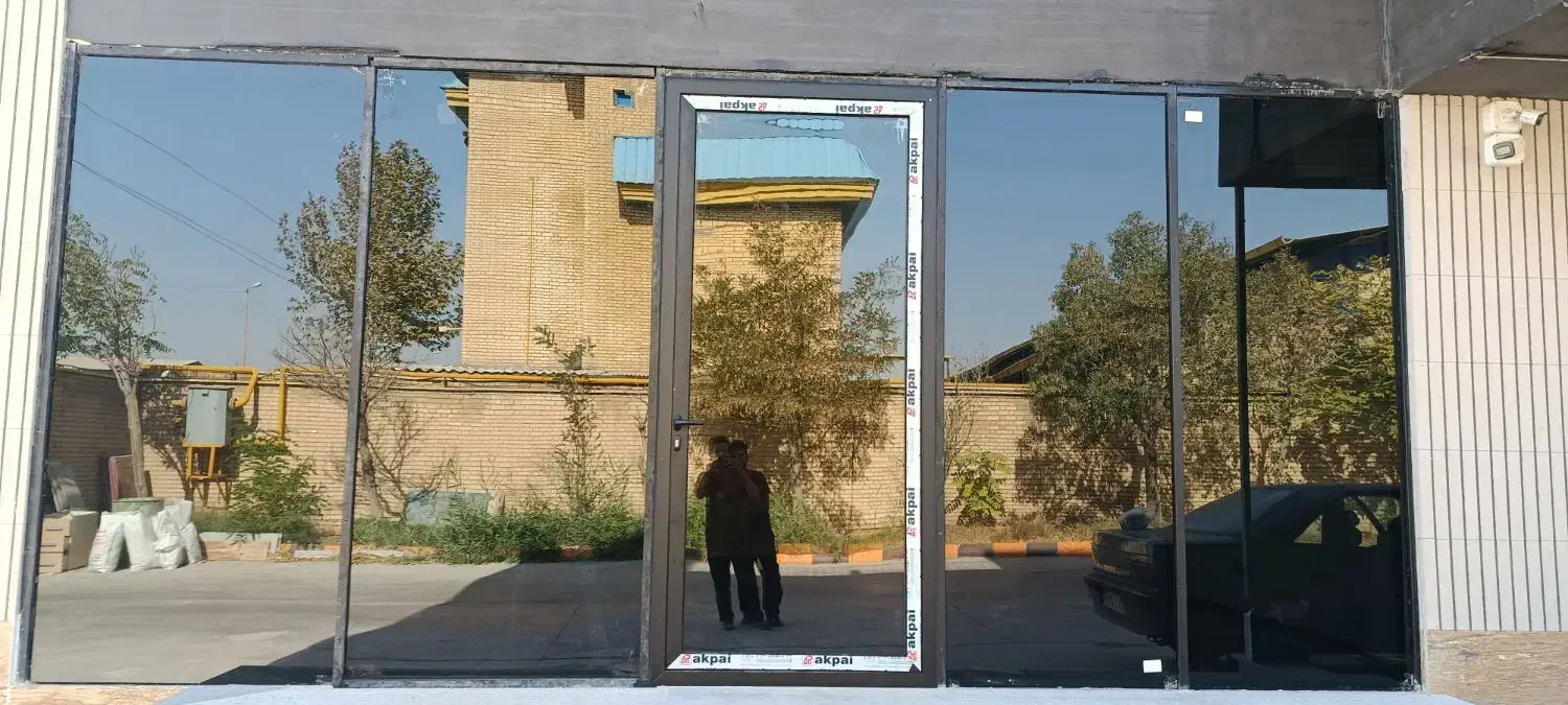 درب وپنجره دوجداره وسه جداره UPVCو آلمینیومی|خدمات پیشه و مهارت|محمدیه-قزوین, |دیوار