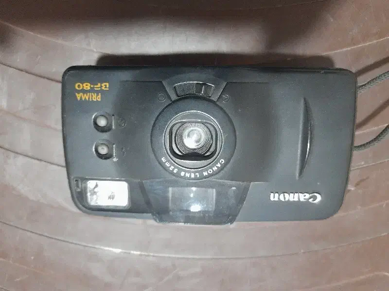 دوربین کانن نوستالژی|دوربین عکاسی و فیلمبرداری|شاهینشهر, شهرک گلدیس|دیوار