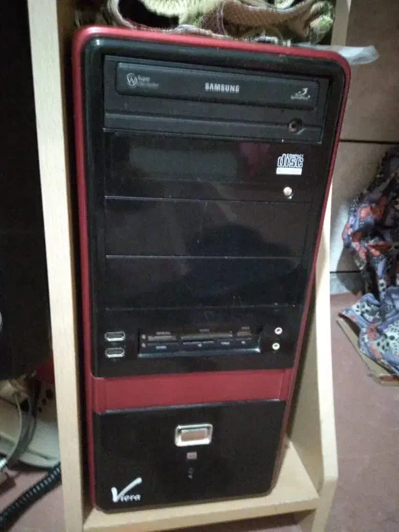 کا مپیوتر در حدود|میز تحریر و کامپیوتر|شاهرود, |دیوار