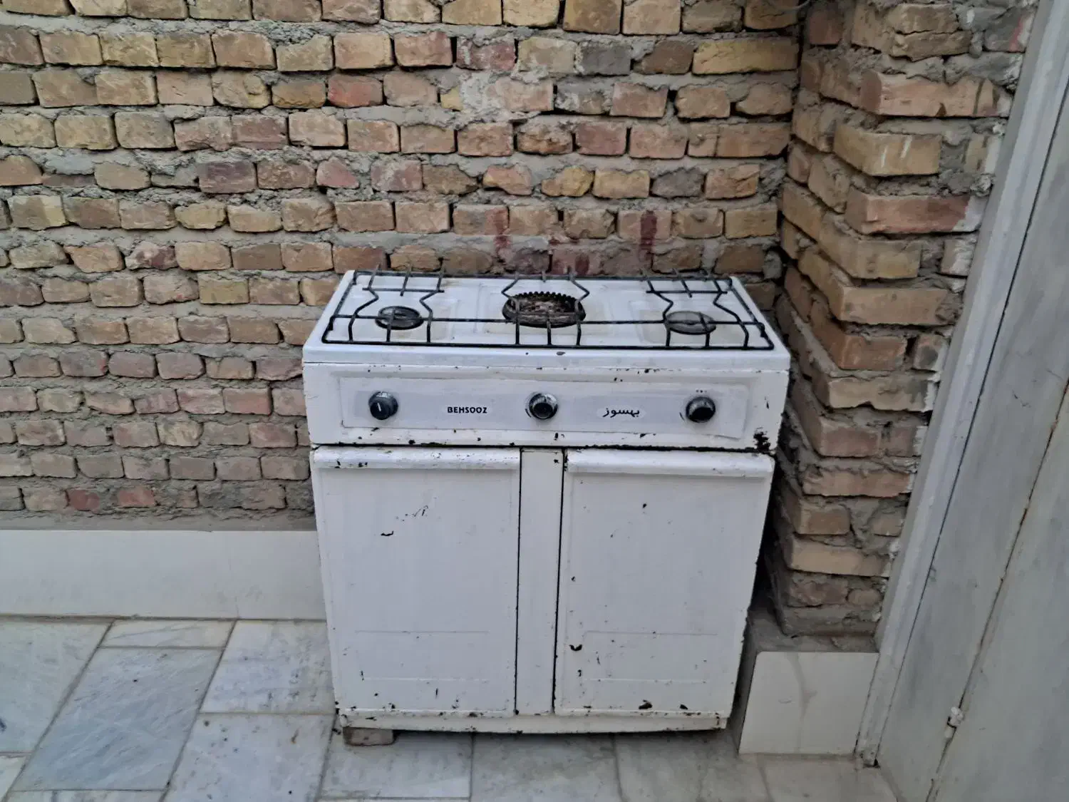 اجاق گاز فرووشی|اجاق گاز و لوازم برقی پختوپز|سراوان, |دیوار