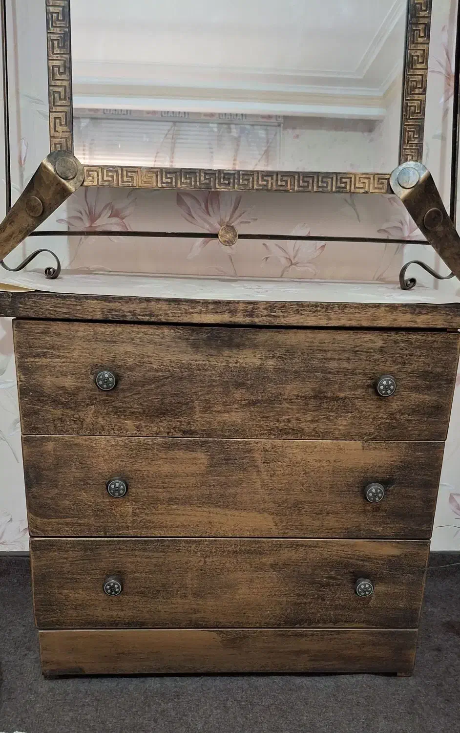 دراور دارای سه کشو|جاکفشی، کمد، دراور|ری, سرتخت|دیوار