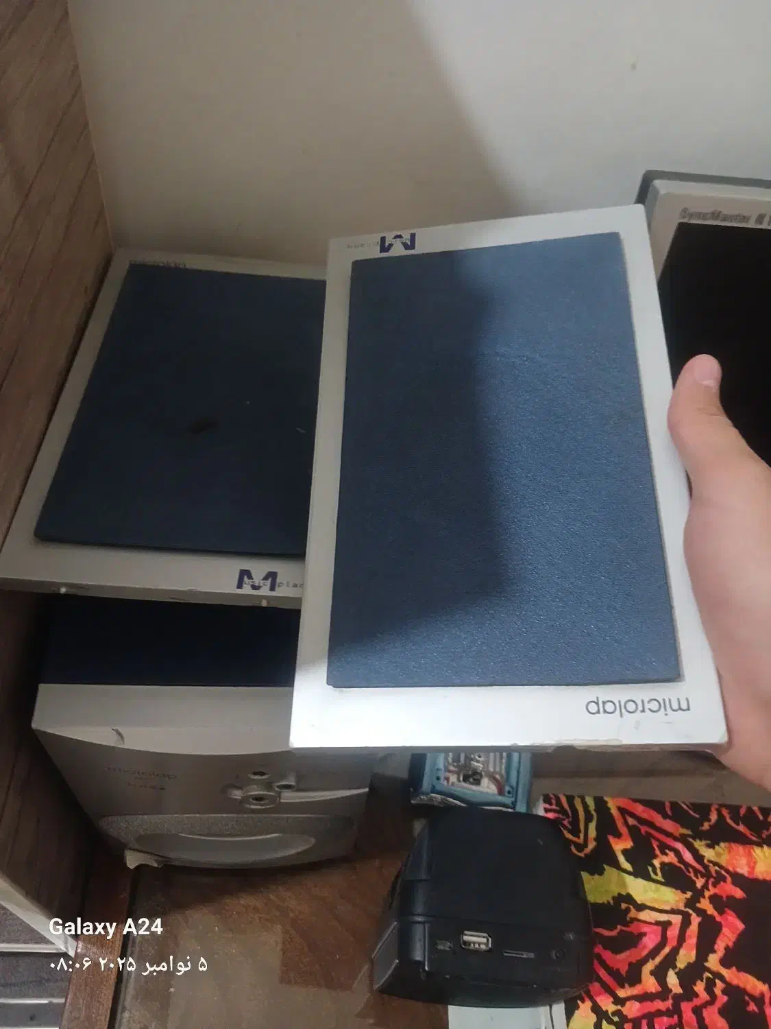 اسپیکر|سیستم صوتی خانگی|رودهن, |دیوار