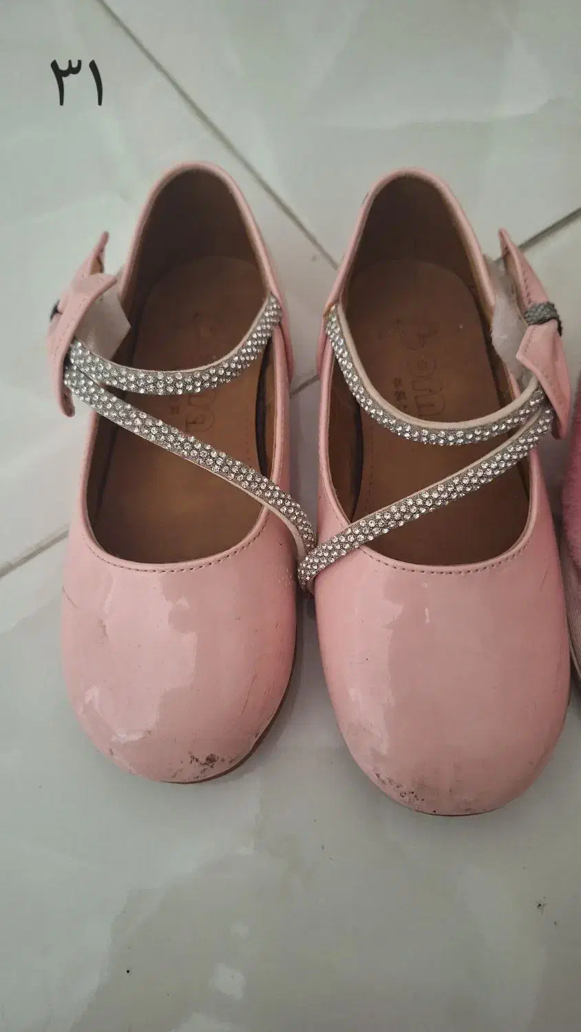 کفش مجلسی بچگانه|کیف، کفش، کمربند|میانه, |دیوار