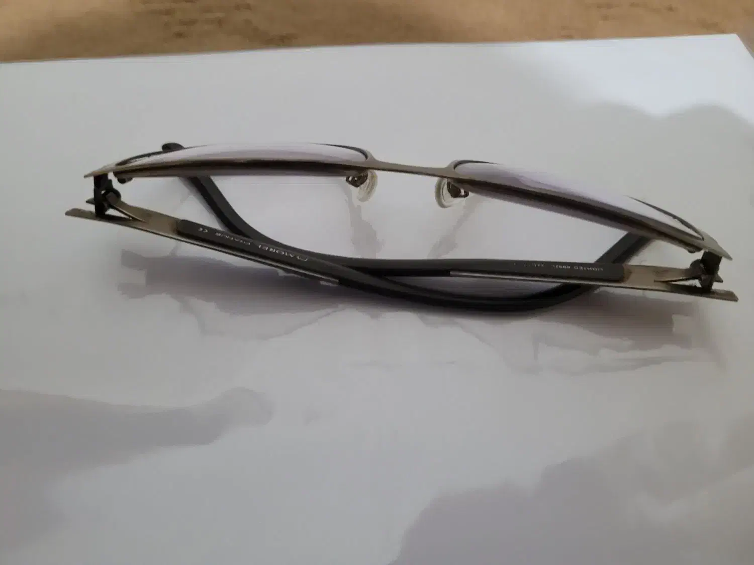 عینک فرانسوی مورل کم کار کرده فلزی شیک در رشت|زیورآلات و اکسسوری|رشت, چله خانه|دیوار