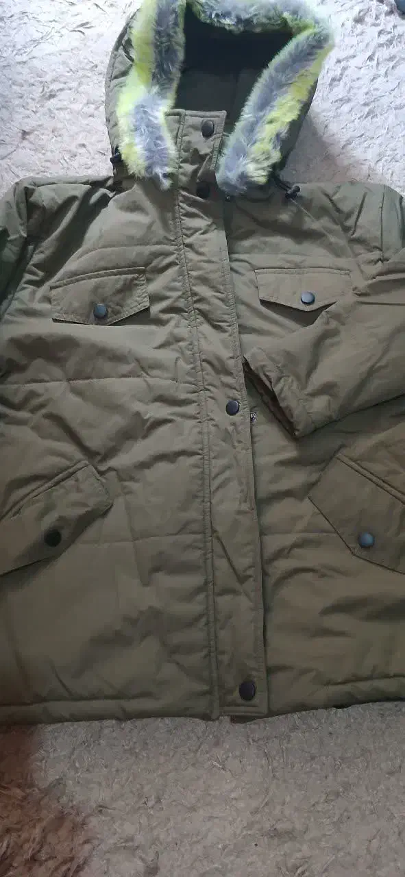 لباس|لباس|رشت, رشتیان|دیوار