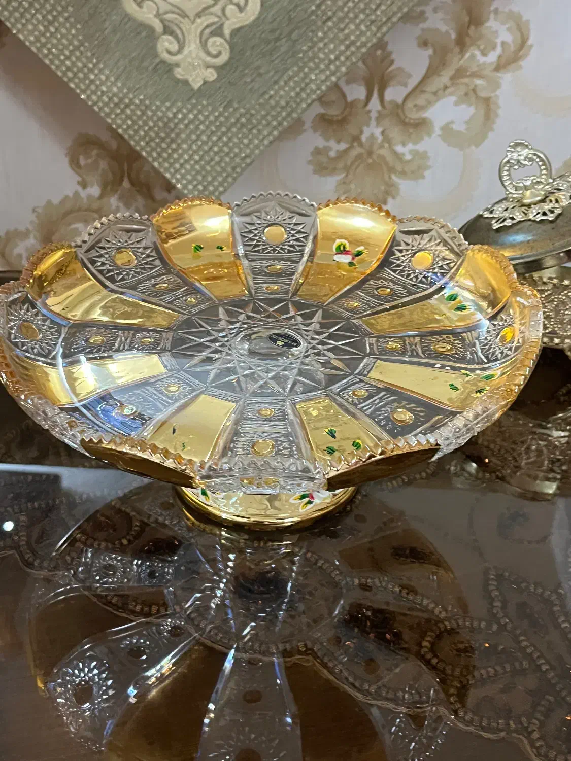 تعدادی لوازم خانه آباژور کریستال پذیرایی گرامافون|ظروف سرو و پذیرایی|زنجان, |دیوار