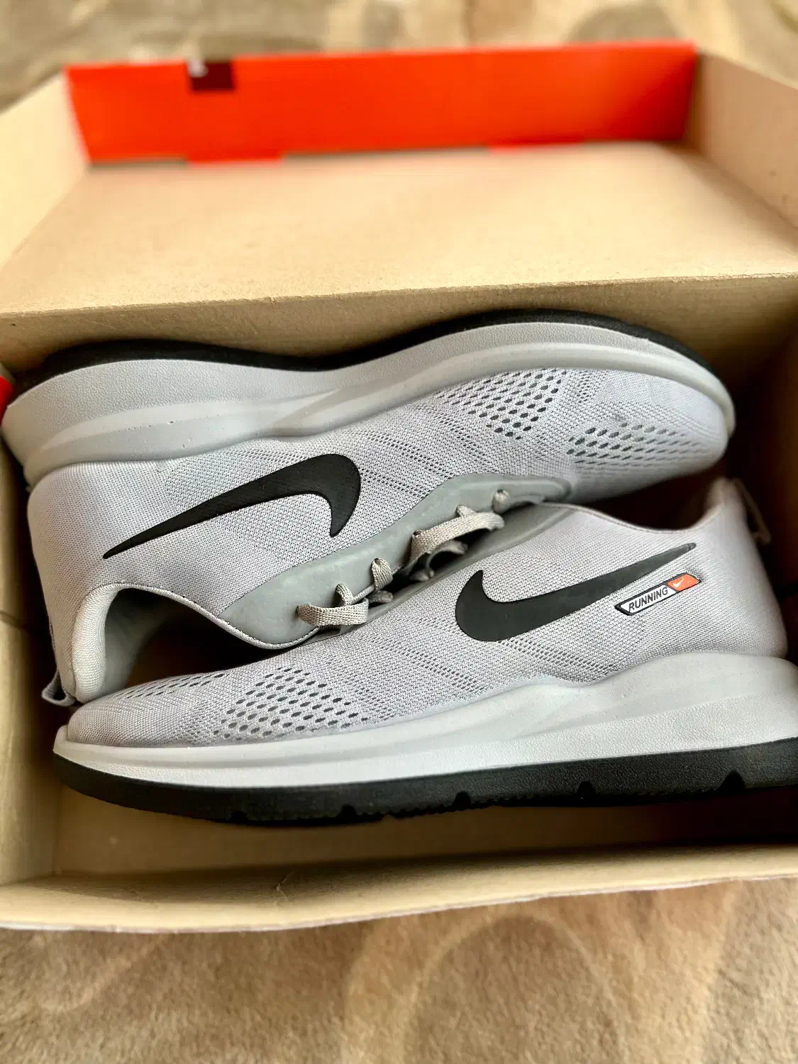 کتانی Nike running orginal|کیف، کفش، کمربند|آستارا, |دیوار