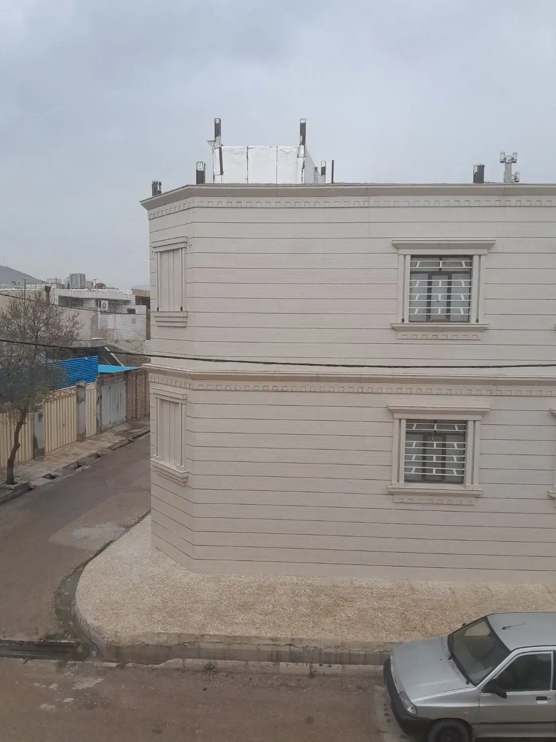 آجر  ماسه قسطی میخوام|فعالیت داوطلبانه|خرم‌آباد, |دیوار