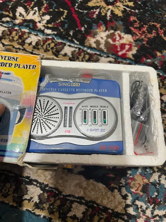 واکمن قدیمی نو|پخش‌کننده همراه|یزد, |دیوار