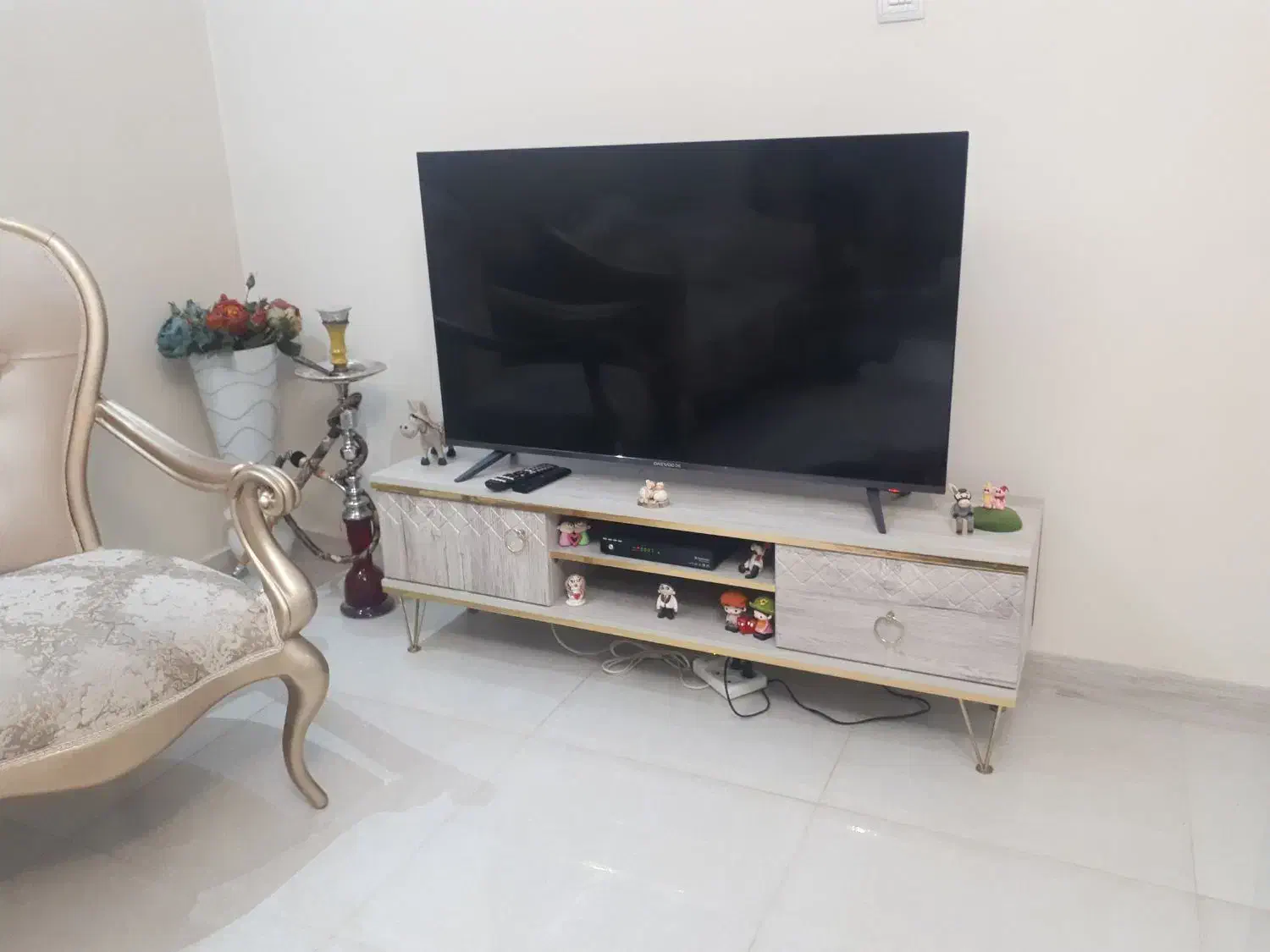 میز tv|میز تلویزیون|اندیشه, اندیشه فاز ۱|دیوار