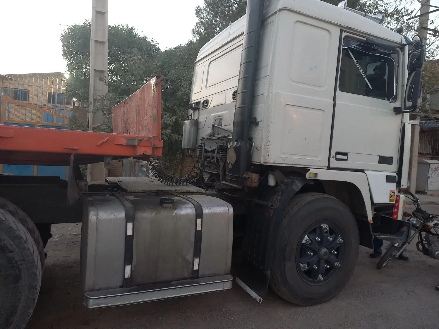 اف ۱۲ بیرنگ سالم|خودرو سنگین|اشتهارد, |دیوار