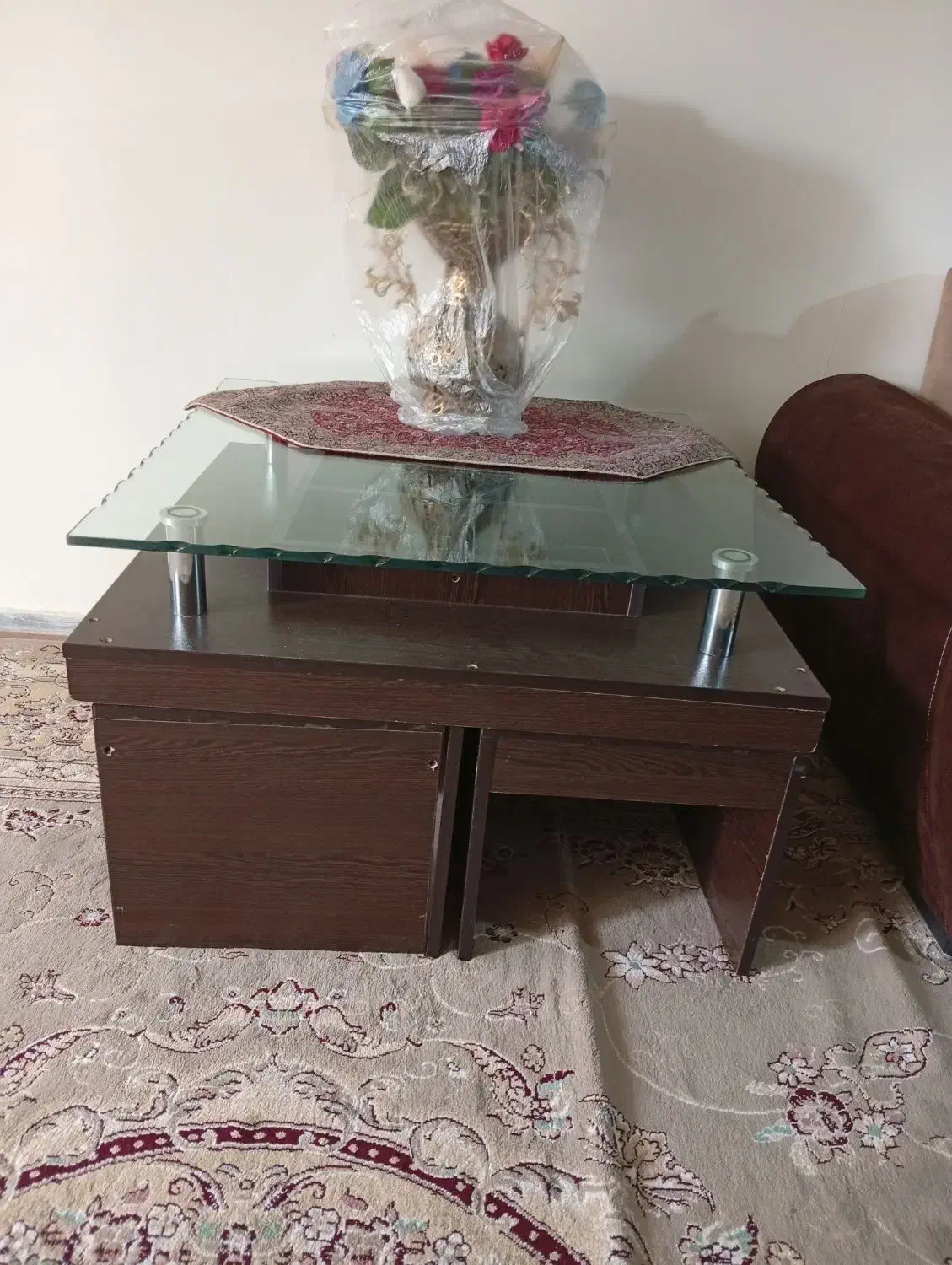 مبل پنج نفره با جلو مبلی و عسلی|مبلمان خانگی و میز عسلی|ملایر, |دیوار