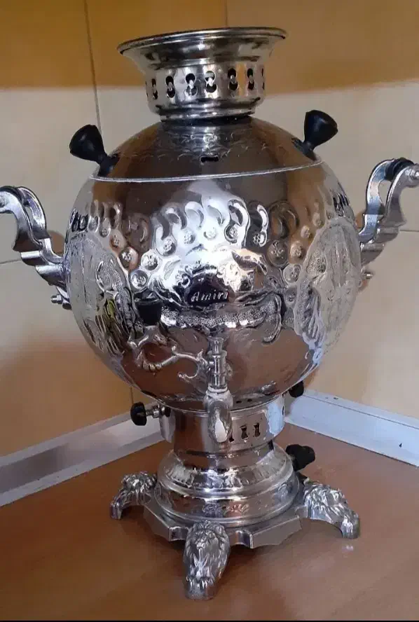 سماور در حد نو مناسب هدیه روز مادر|سماور، چایساز، قهوهساز|سبزوار, توحیدشهر|دیوار