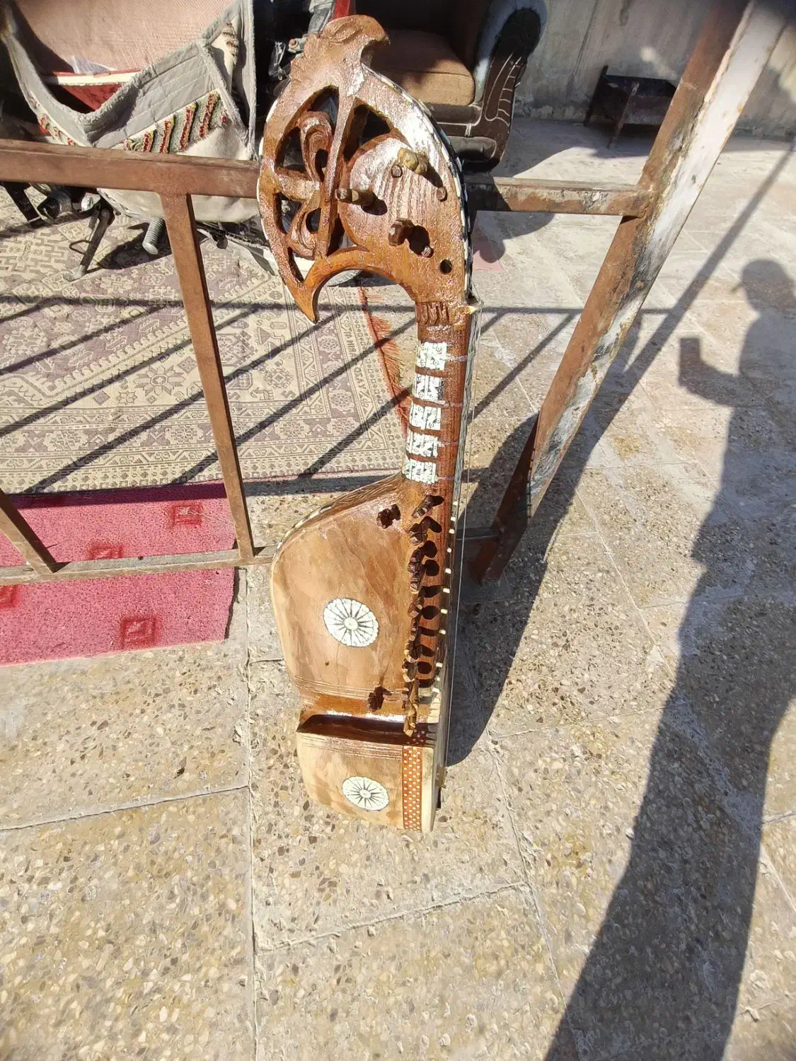 ساز رباب درجه یک درحد نو|سازهای سنتی|برازجان, |دیوار