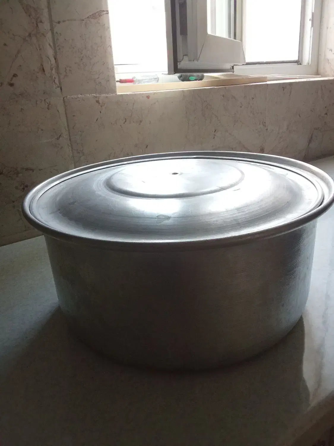 سلام قابلمه درحدنوفقط چندباراستفاده شده|ظروف پختوپز|زابل, |دیوار