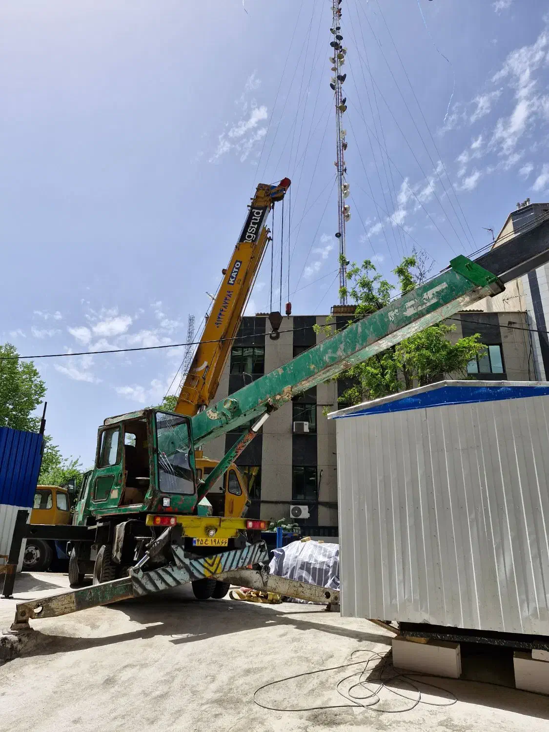 فروش و اجاره جرثقیل سبک و سنگین شبانه روزی|خدمات حمل و نقل|تهران, پاسداران|دیوار