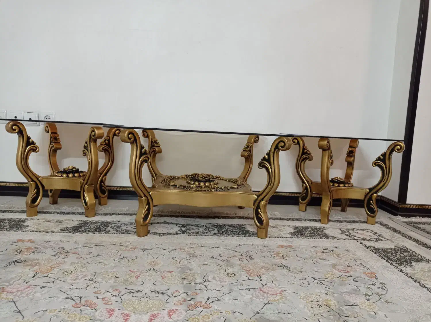 3عددجلومبلی وعسلی|مبلمان خانگی و میز عسلی|گلستان (تهران), |دیوار