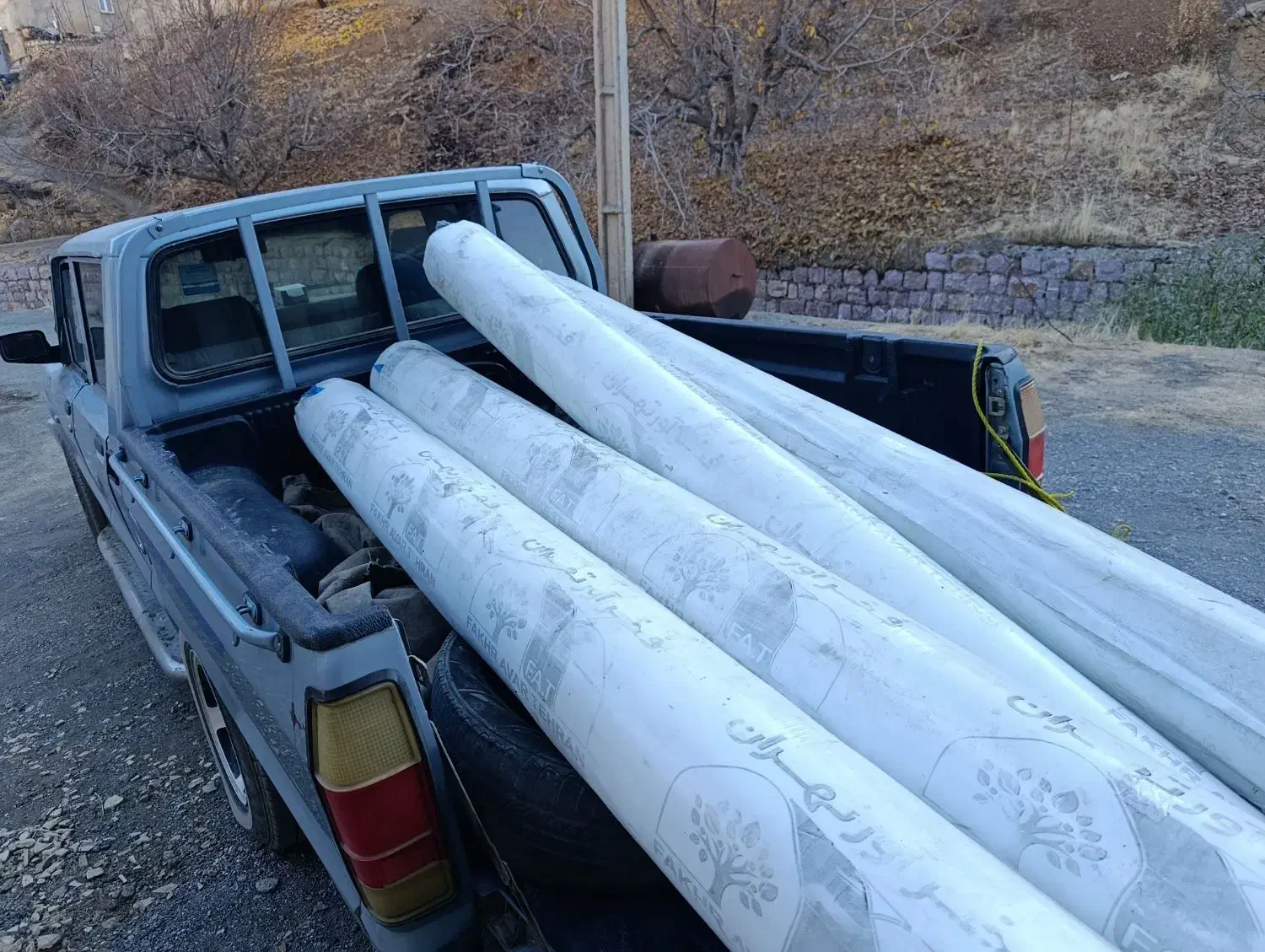 نایلون فخراور|ظروف نگهدارنده، پلاستیکی، یکبارمصرف|موچش, |دیوار