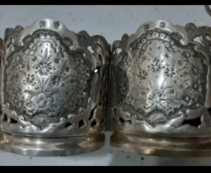 جا لیوانی نقره|کلکسیون اشیاء عتیقه|بروجن, |دیوار