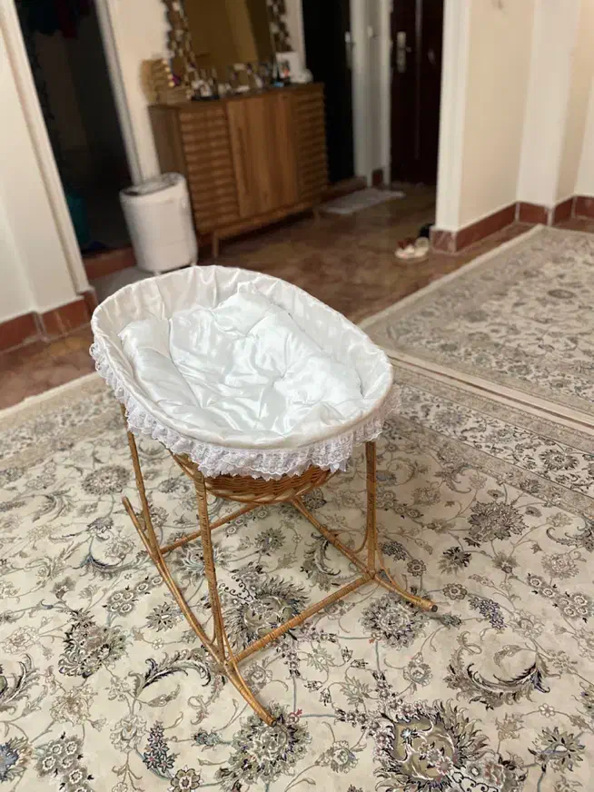 تخت کنار مادر|تخت و صندلی بچه|کرج, باغستان|دیوار