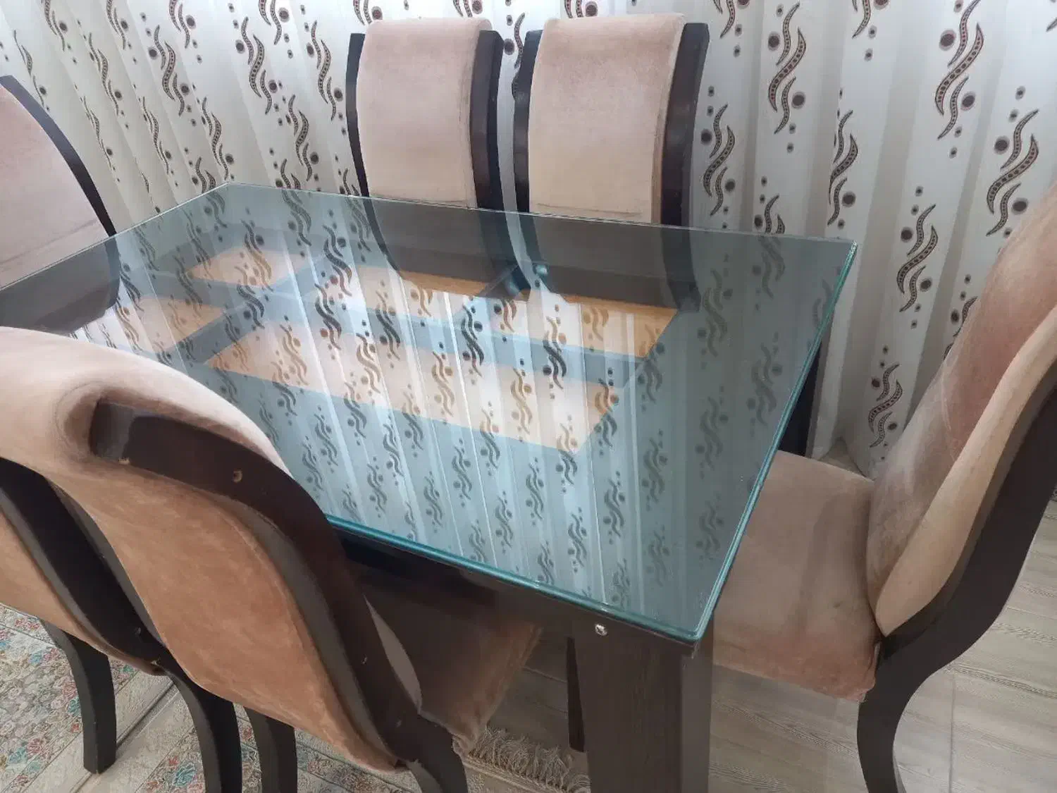 ست کامل مبل و میز ناهارخوری|مبلمان خانگی و میز عسلی|قم, باغ شریفی|دیوار