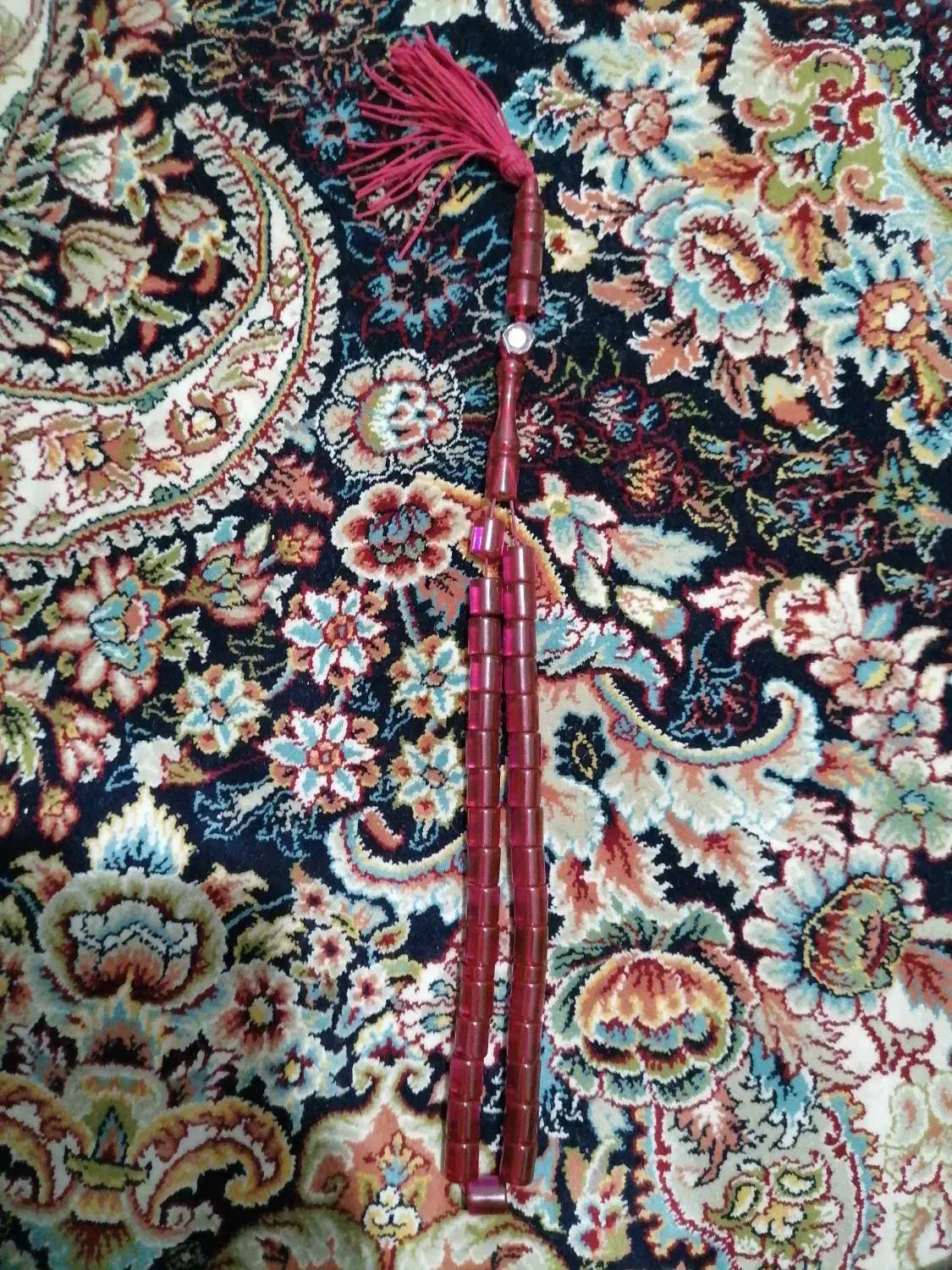 تسبیح|جواهرات|رباط‌کریم, رباط‌کریم|دیوار