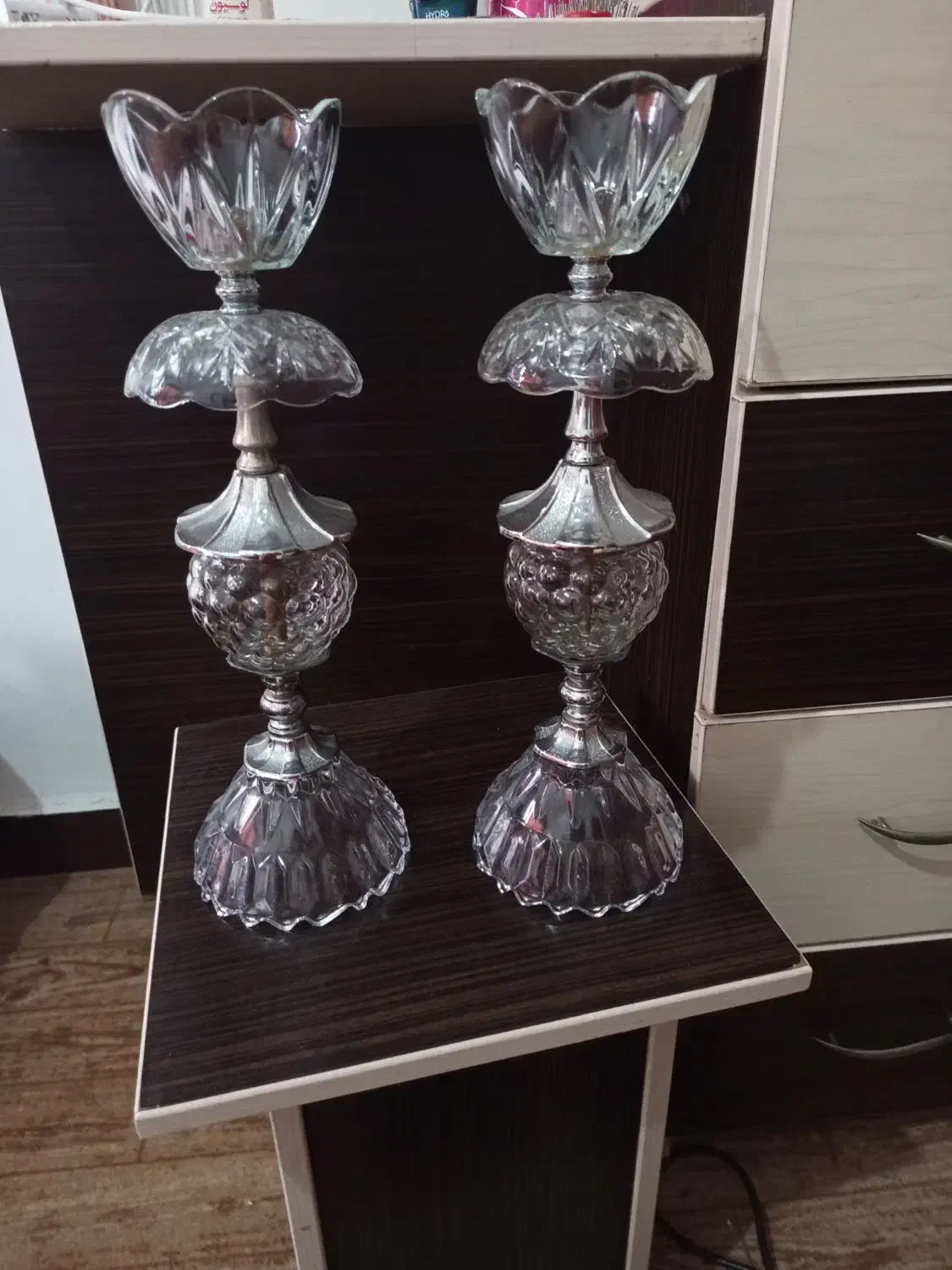 دو عدد شمعدان|لوستر و چراغ آویز|بندر انزلی, نوغان|دیوار