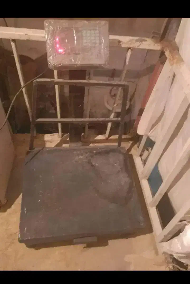 باسکول و هود زیر کابینتی و پمپ آب|مصالح و تجهیزات ساختمان|ری, اقدسیه|دیوار