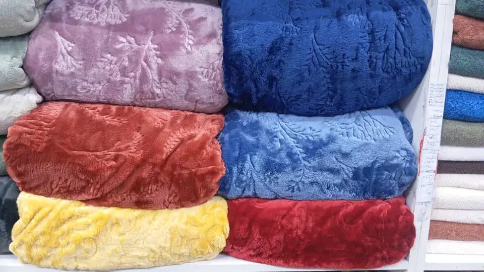 پتو سرای ابریشم|رختخواب، بالش، پتو|داراب, |دیوار