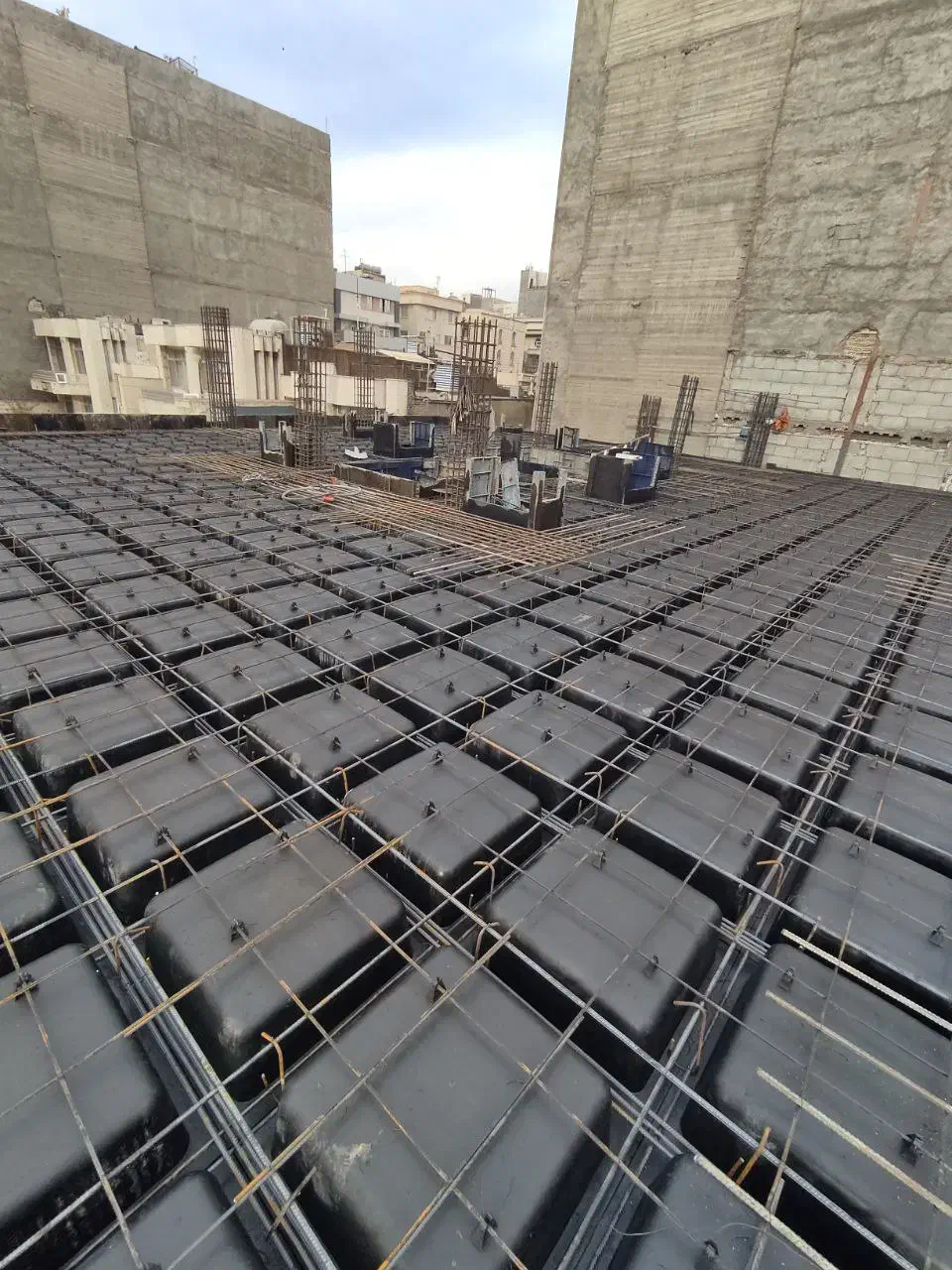 اجرای اسکلت بتنی ، وافل ، تیرچه ، قالب بندی بتن|خدمات پیشه و مهارت|مشهد, احمدآباد|دیوار