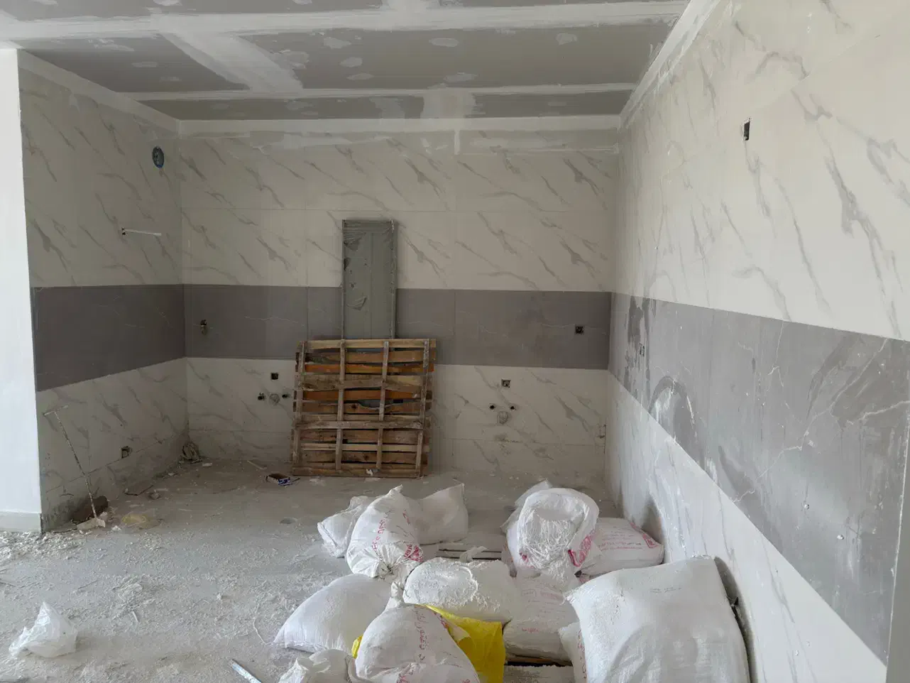 فروش آپارتمان ۳ خواب نوساز کارکنان جنوبی بافت قدیم|فروش آپارتمان|دوگنبدان, |دیوار