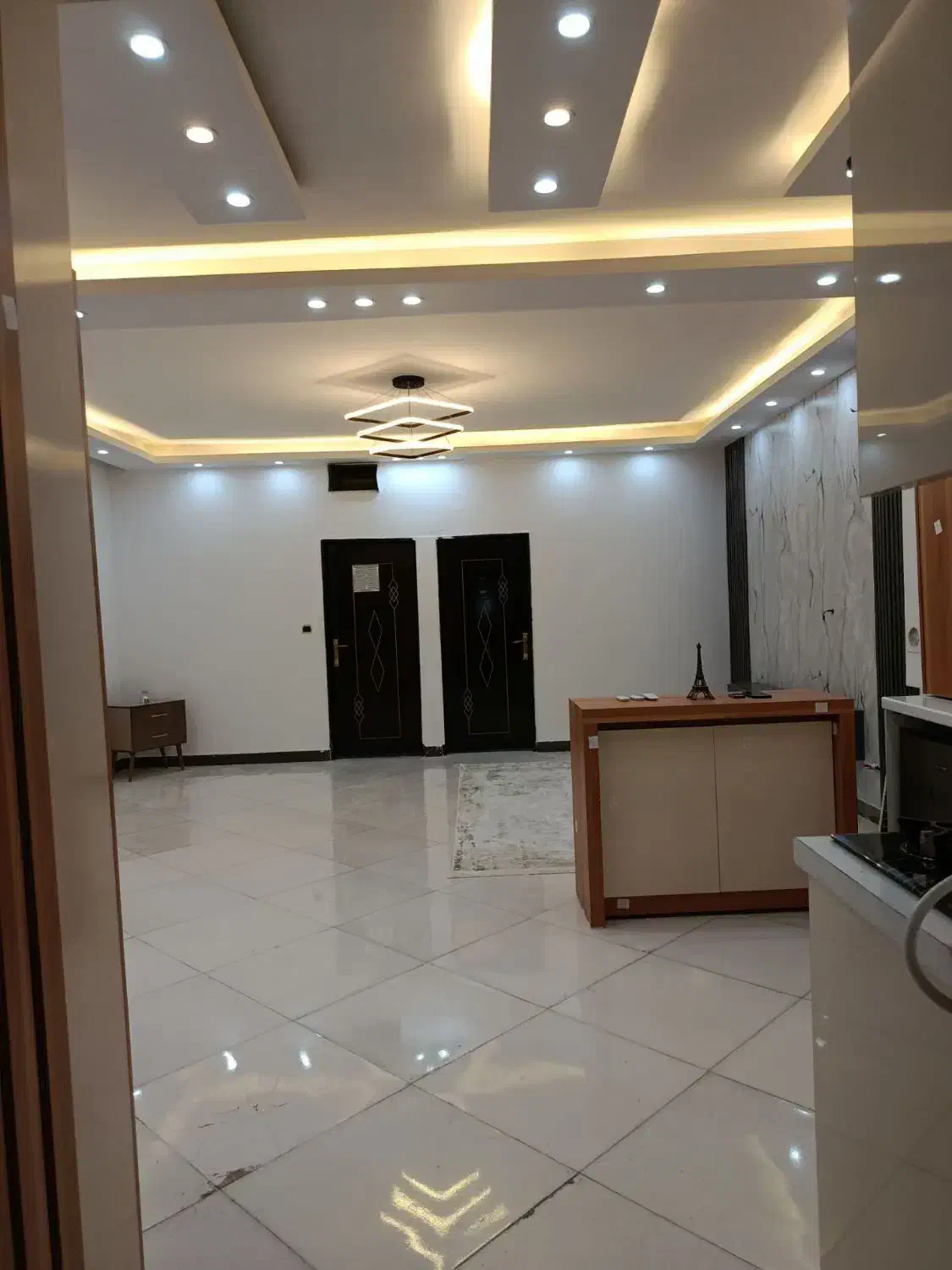 85 متری / دوخواب / سر نبش / آسانسور|اجارهٔ آپارتمان|مشهد, توس (بلوار توس)|دیوار