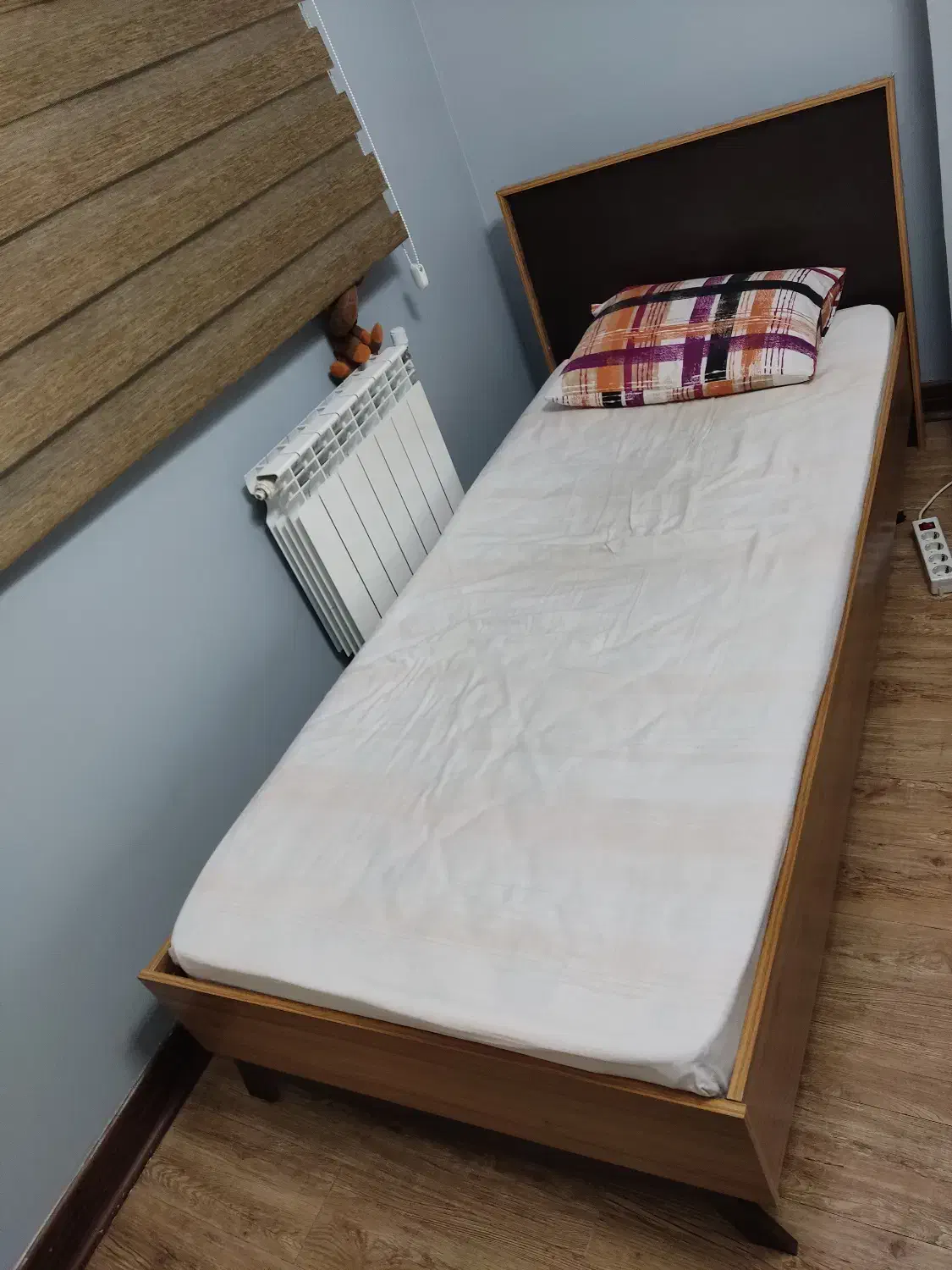 تخت چوبی یک نفره +خوشخواب|تخت و سرویس خواب|تهران, علم و صنعت|دیوار