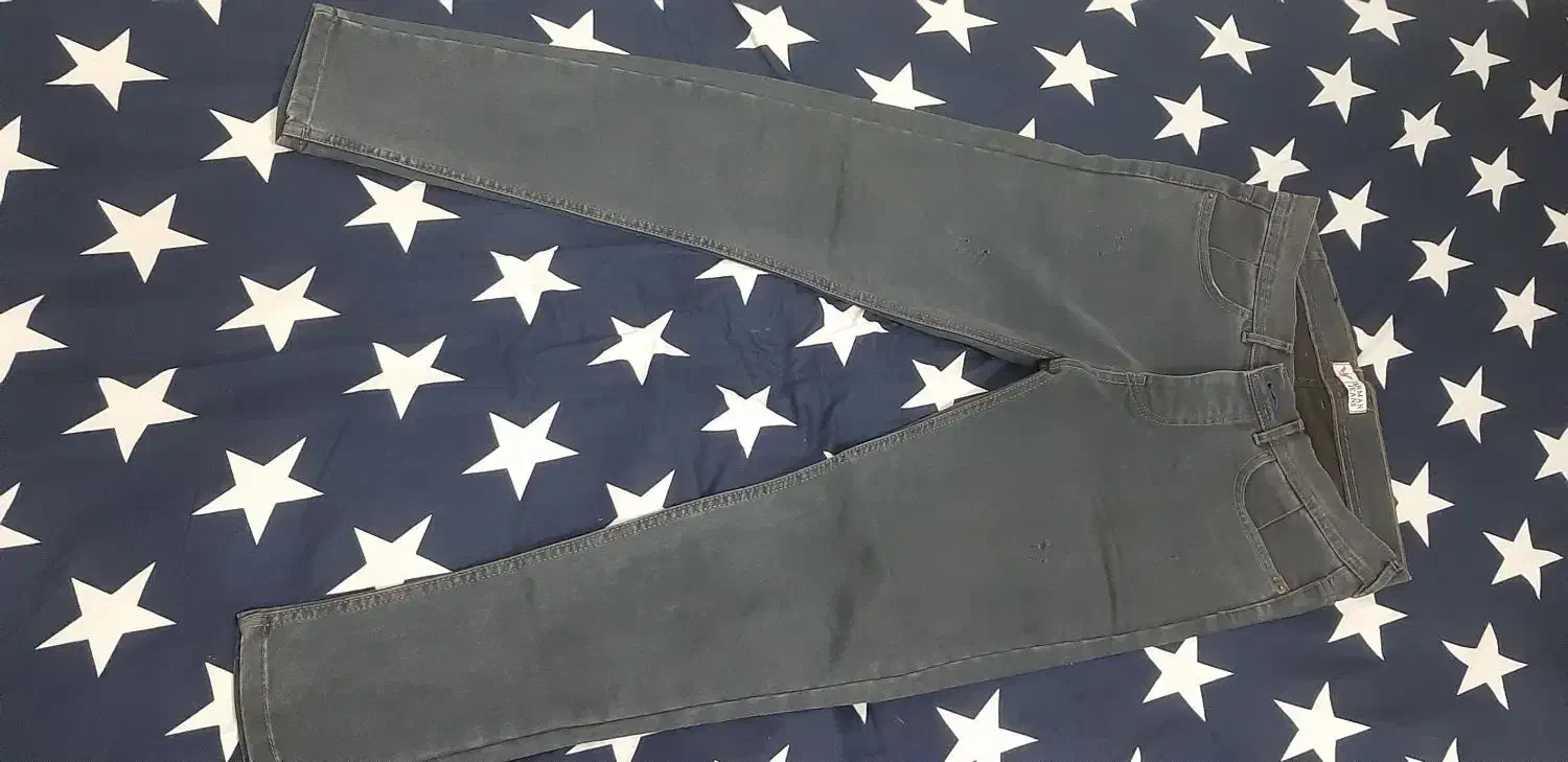 شلوار لی|لباس|قم, شهر قائم|دیوار