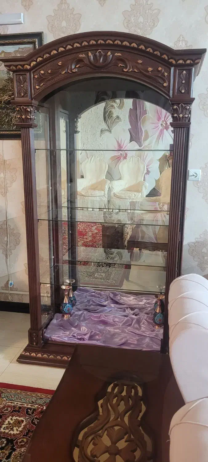 بوفه چوبی|بوفه، ویترین، کنسول|تهران, قصر فیروزه ۱|دیوار