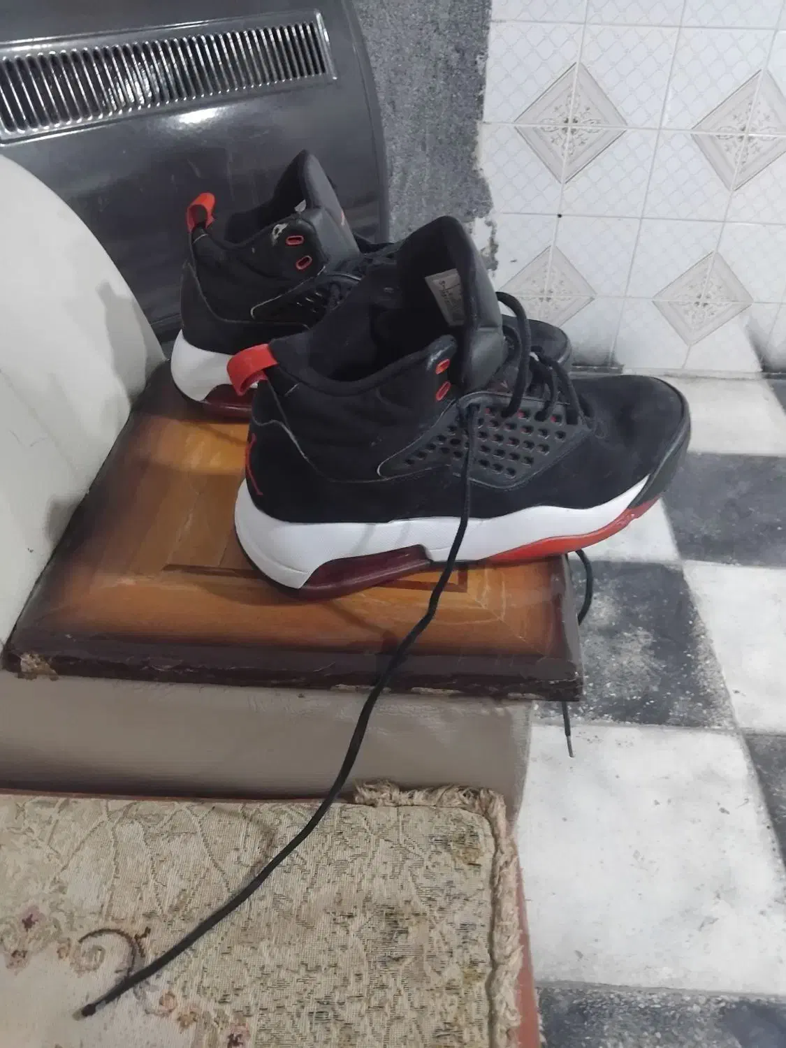 کتانی|کیف، کفش، کمربند|اسفراین, |دیوار