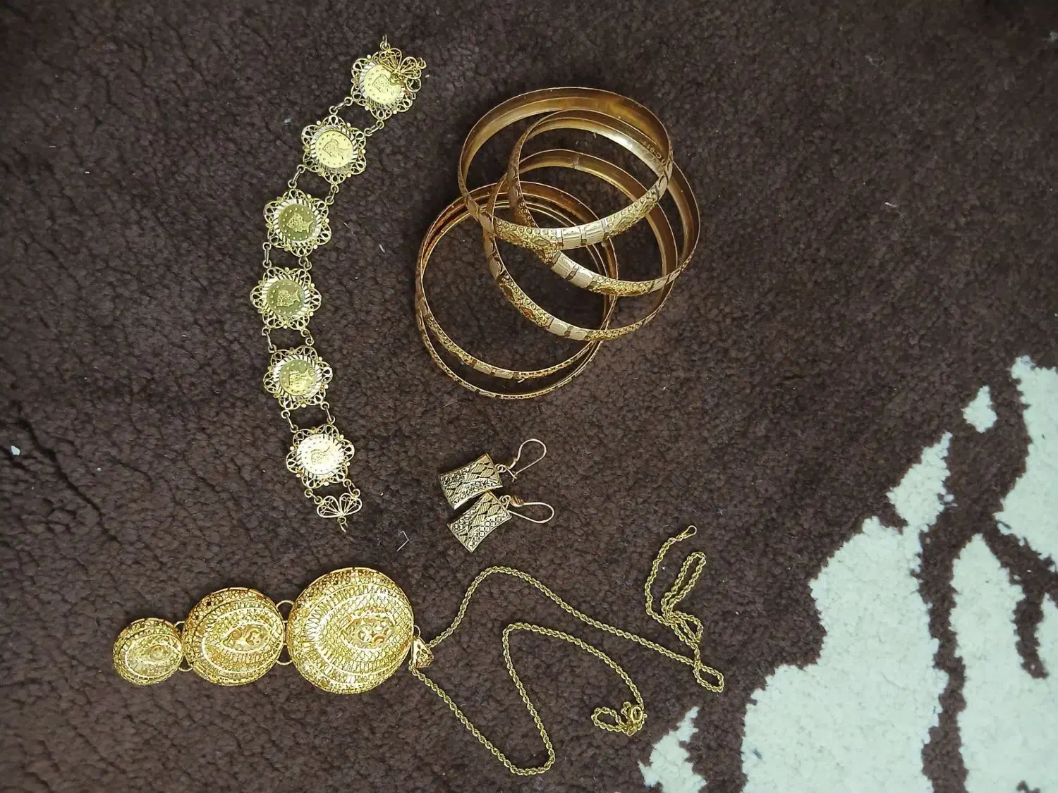 فروش مقداری طلا به قیمت تابلو|جواهرات|یاسوج, |دیوار