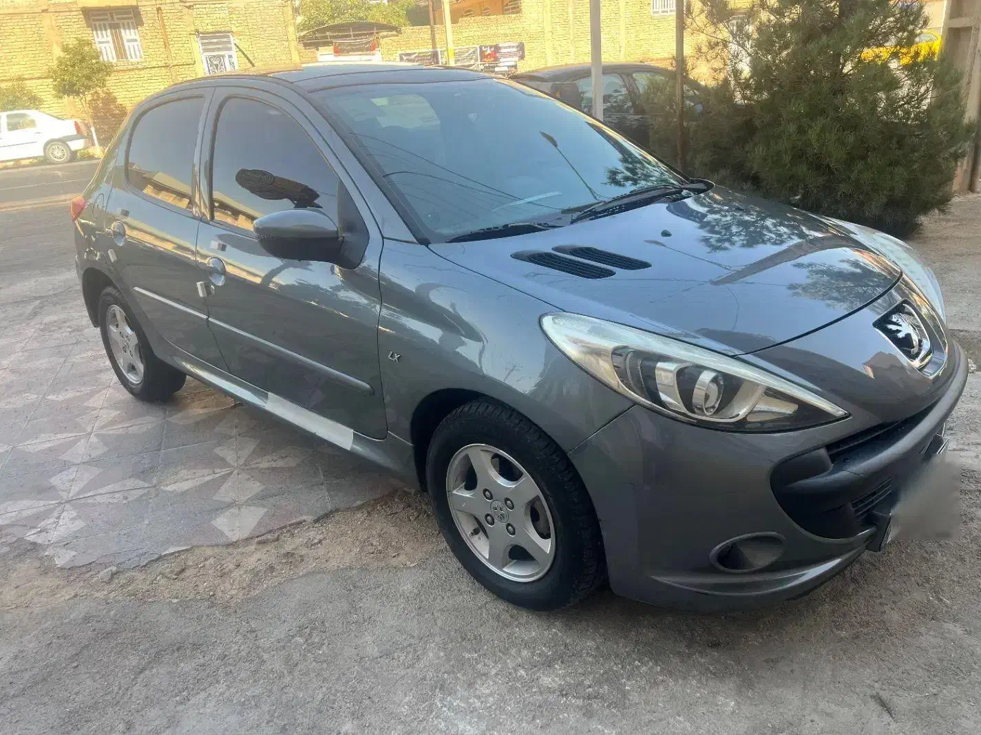 پژو ۲۰۷سقف پانا درجه ۱|خودرو سواری و وانت|شیراز, شهرک پرواز|دیوار