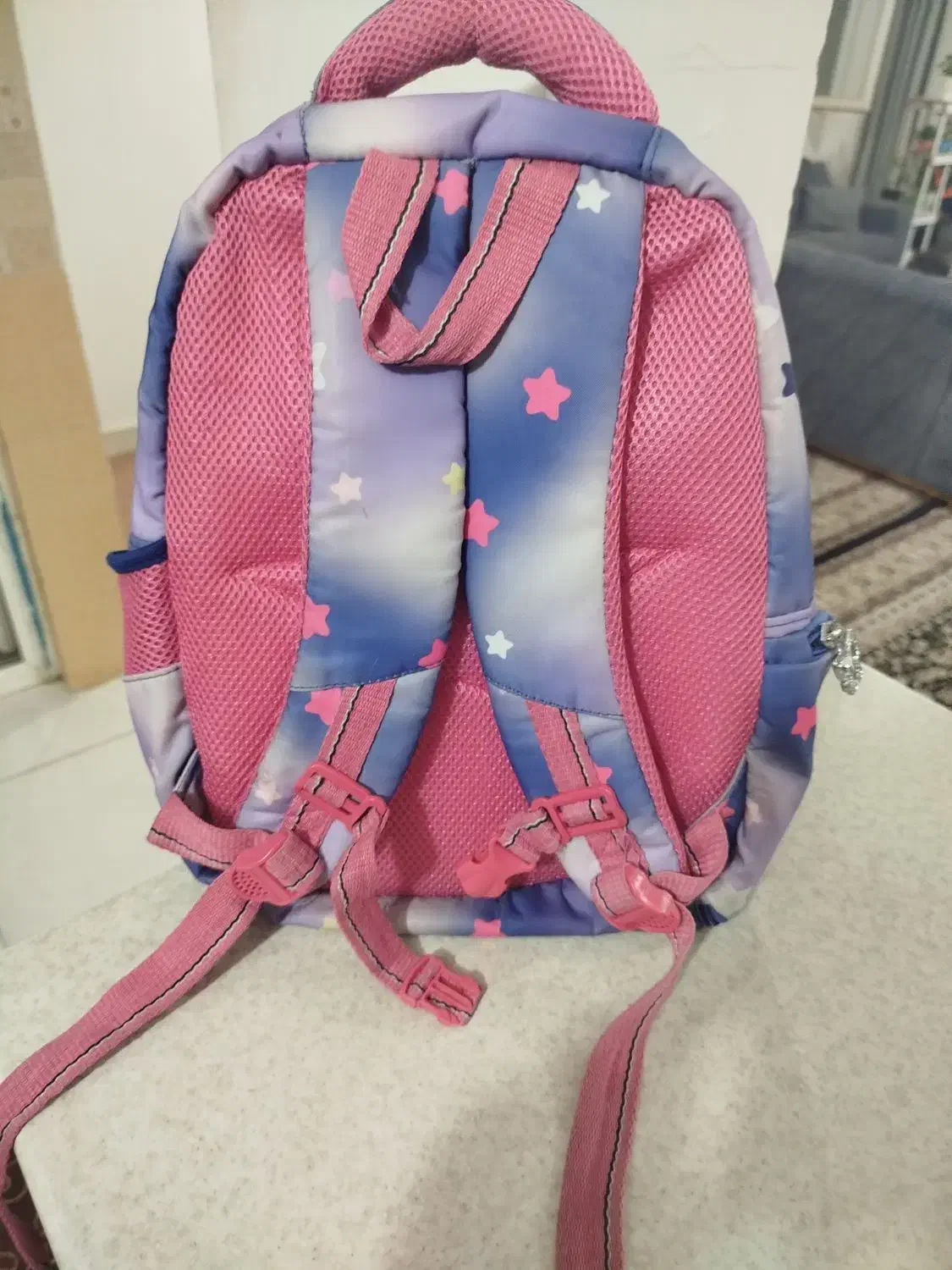 کیف مدرسه|کیف، کفش، کمربند|مریوان, |دیوار