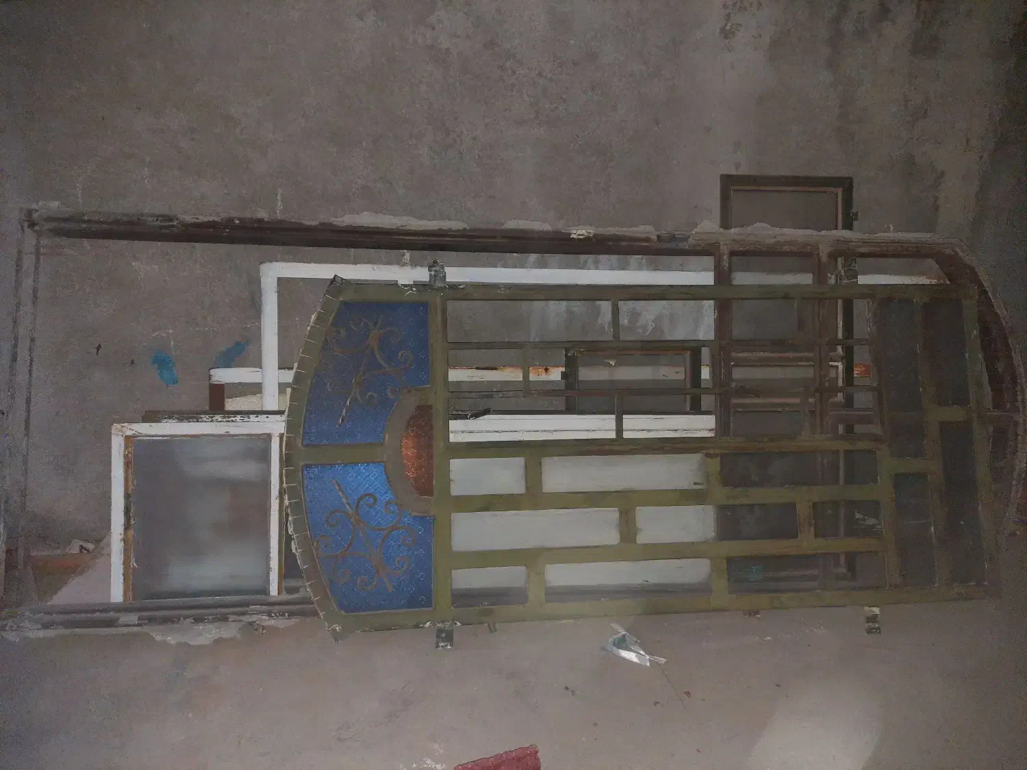 چند عدد در و پنجره|مصالح و تجهیزات ساختمان|داراب, |دیوار