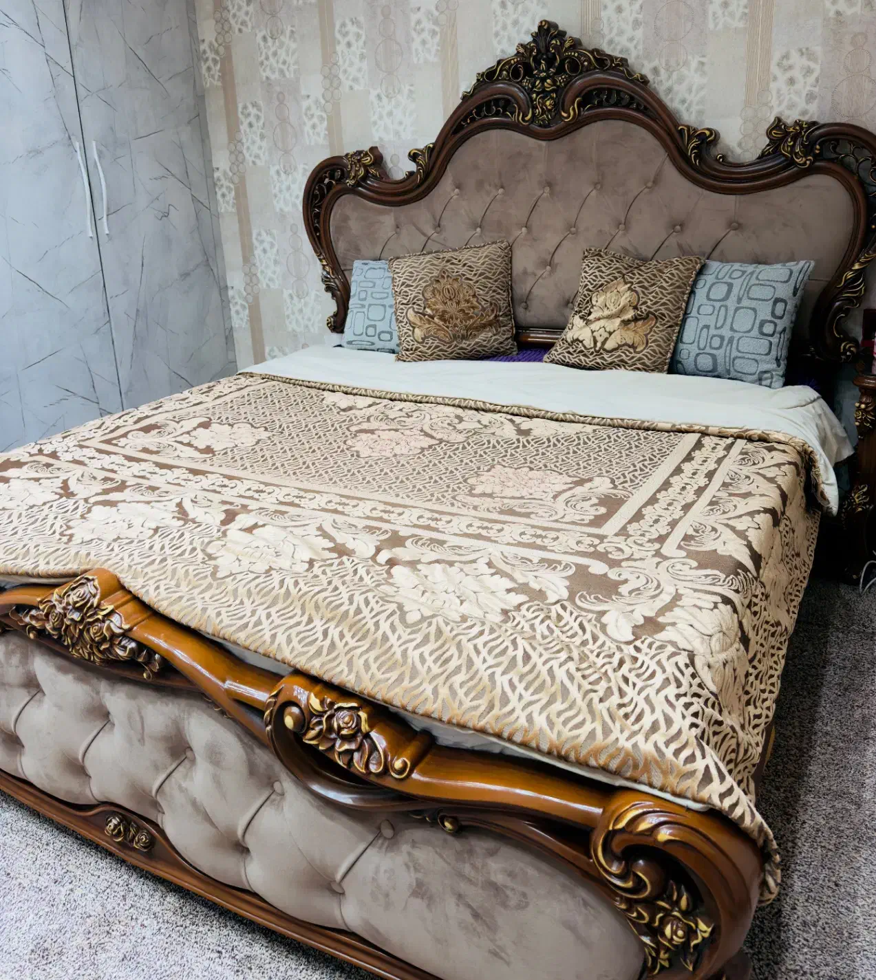 تخت خواب ۲نفره-۲عددپاتختی-کم کارکرده -سالم|تخت و سرویس خواب|اسلام‌شهر, مطهری|دیوار