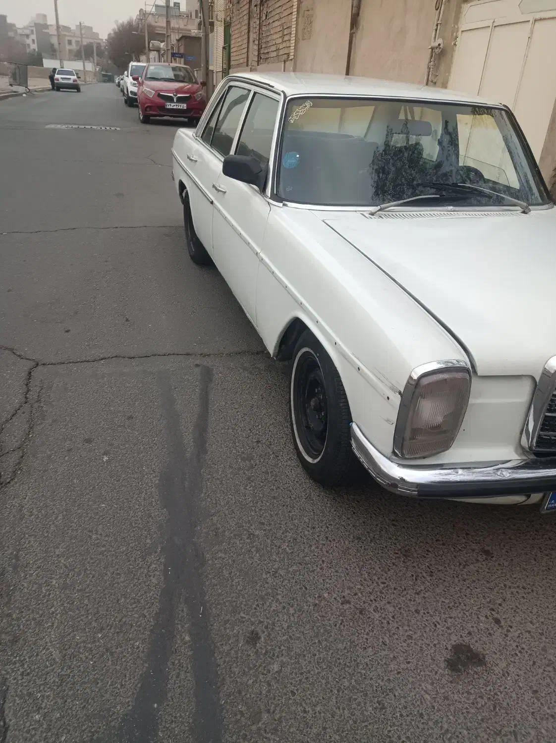 بنز 230 مدل 1975|خودرو کلاسیک|تهران, صاحب الزمان|دیوار