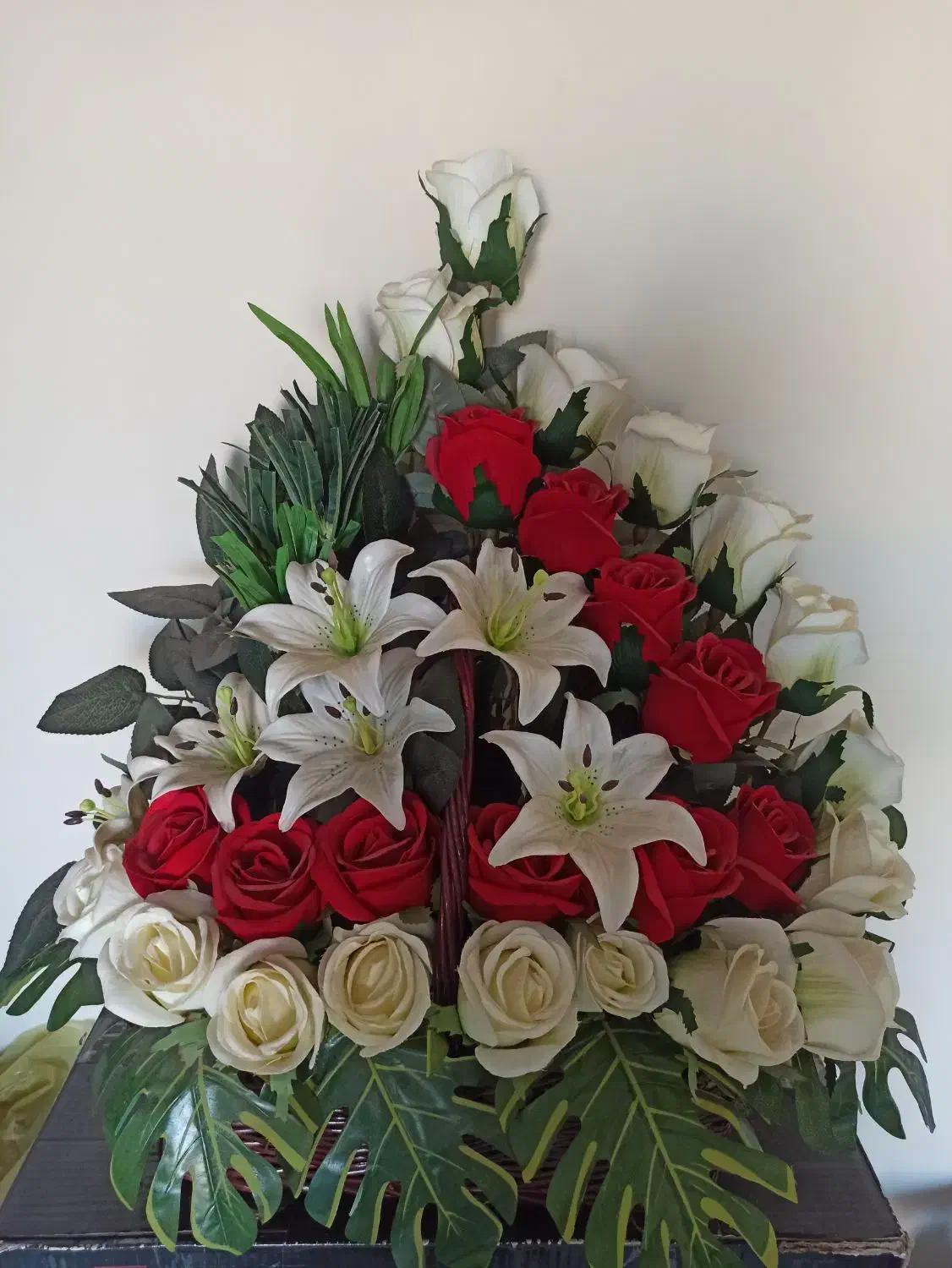 سبد گل مصنوعی بزرگ|گل مصنوعی|پرند, فاز ۶|دیوار